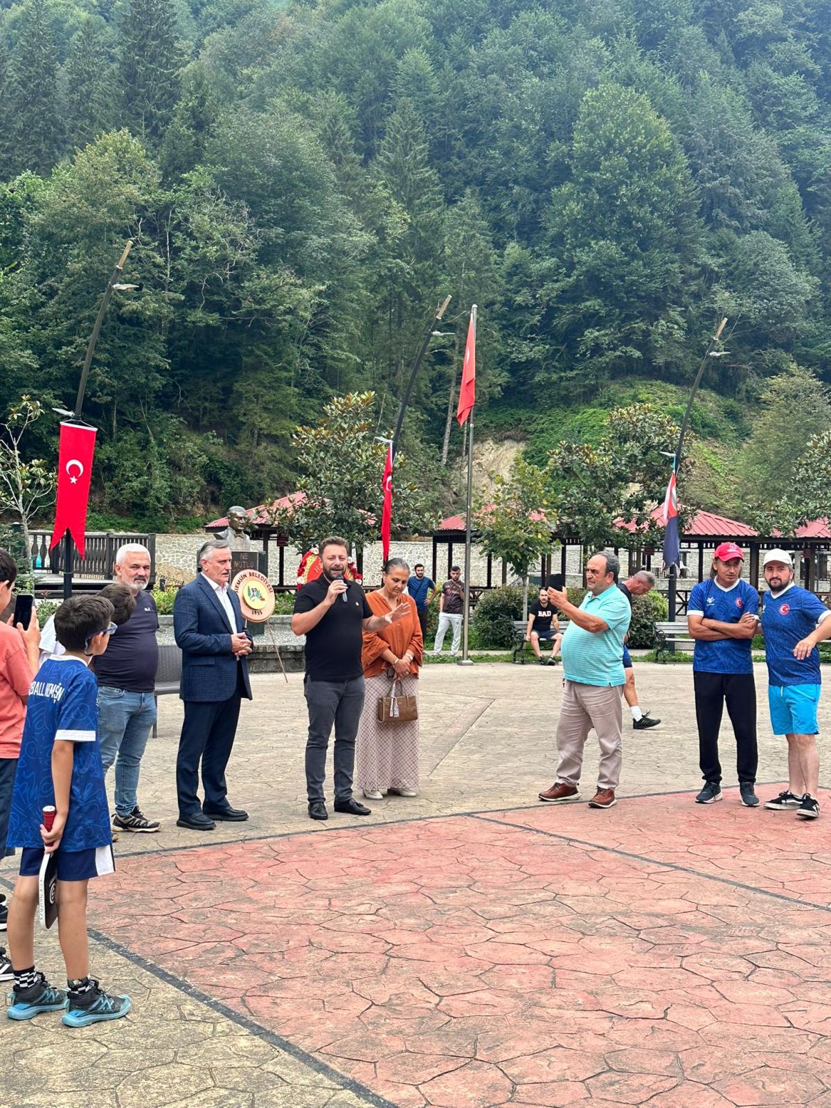 300 seyirci: Hemşin'de Zafer Bayramı Pickleball Turnuvası — 2