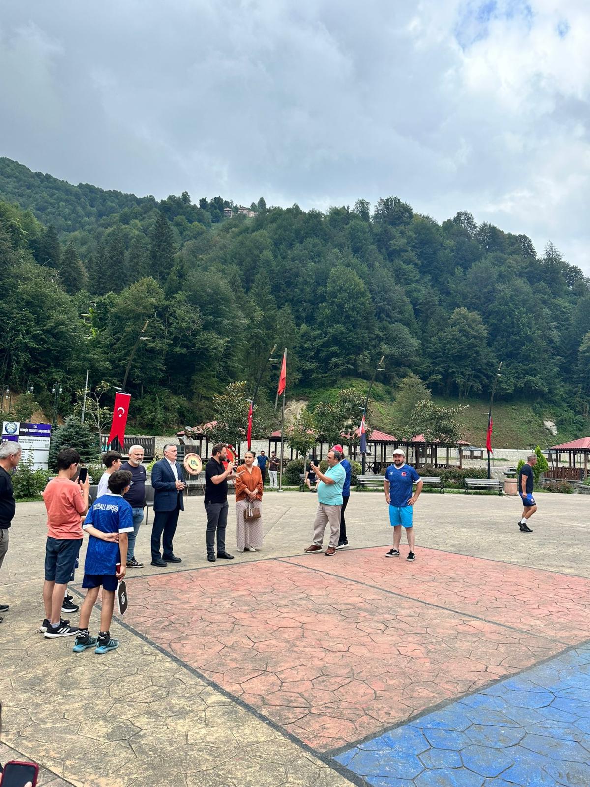 300 seyirci: Hemşin'de Zafer Bayramı Pickleball Turnuvası — 8